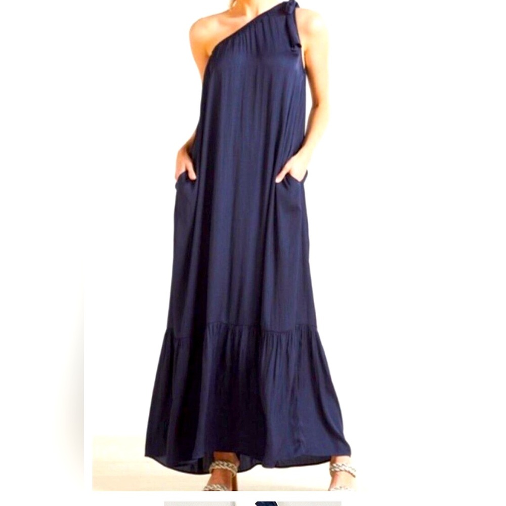 Evereve Navy One Shoulder Godess Dress